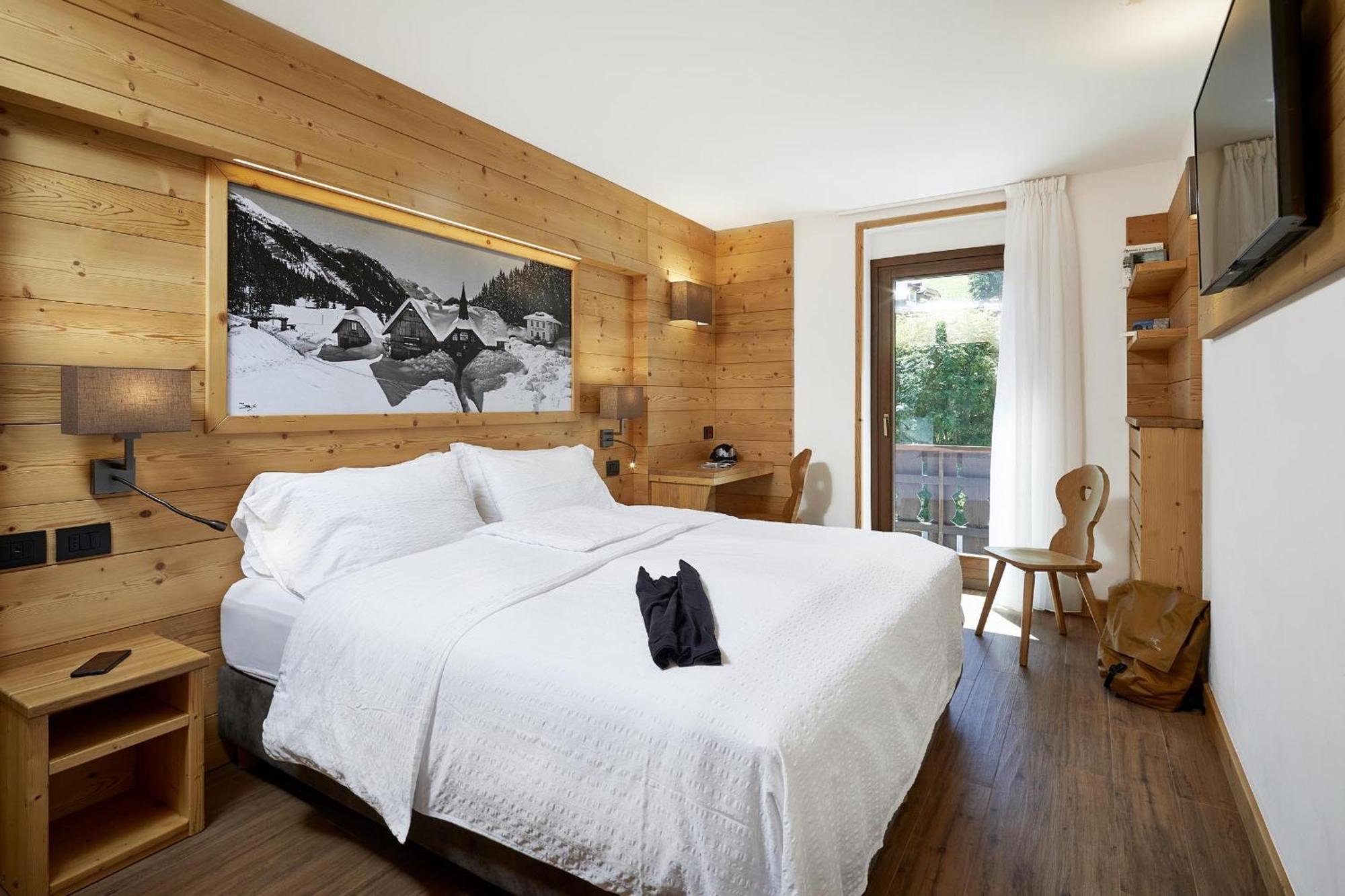 Hotel Garni Dello Sportivo Мадонна-ді-Кампільйо Екстер'єр фото