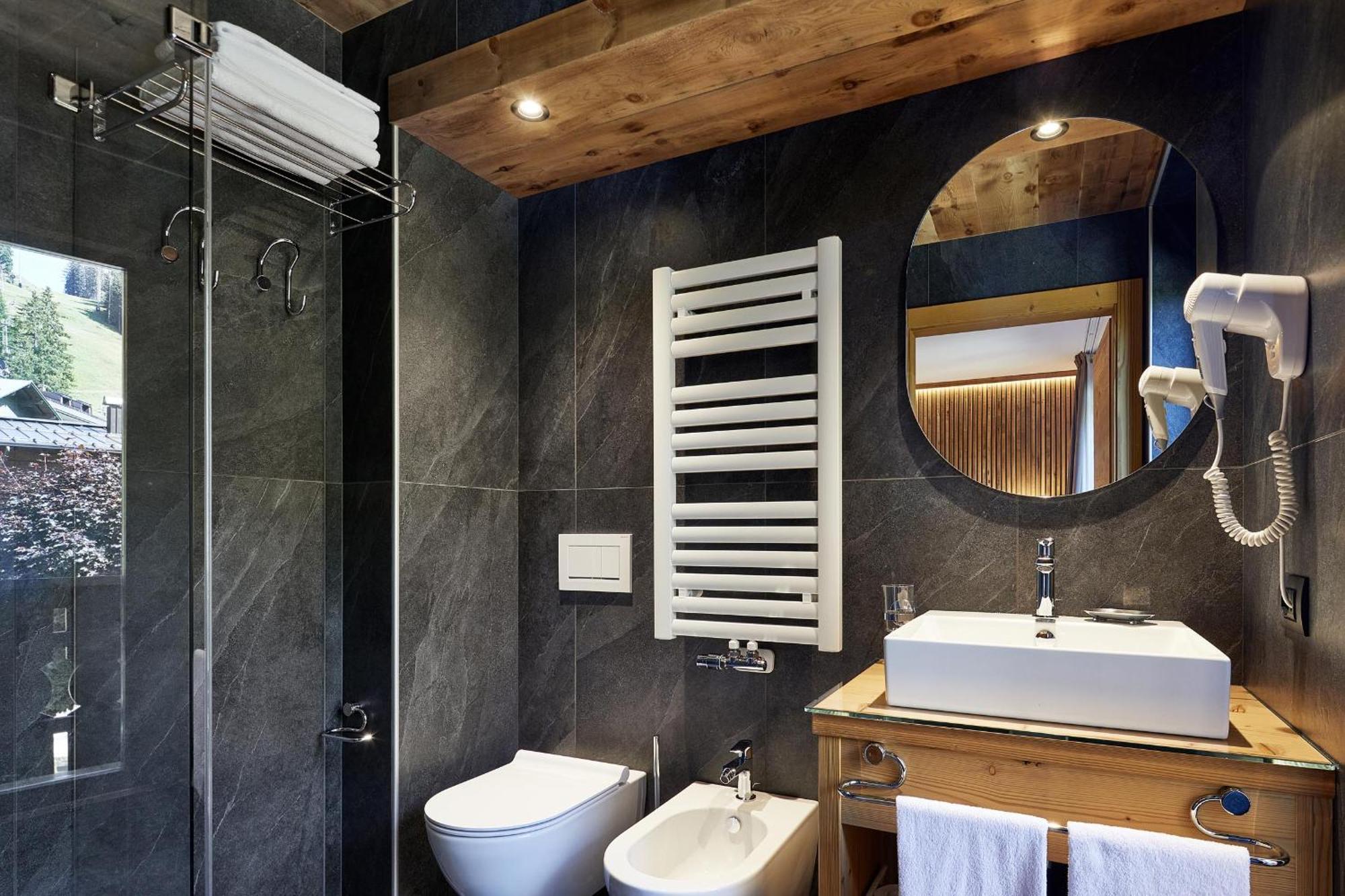 Hotel Garni Dello Sportivo Мадонна-ді-Кампільйо Екстер'єр фото