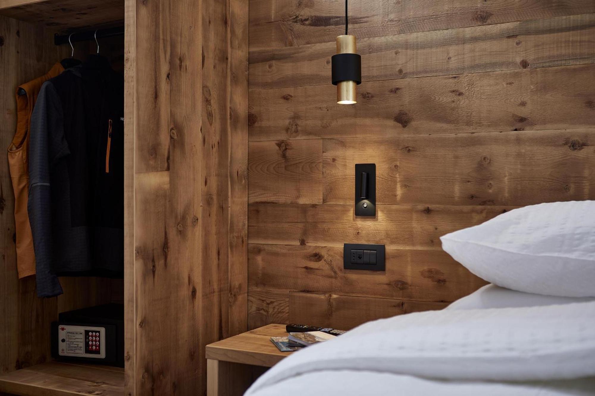 Hotel Garni Dello Sportivo Мадонна-ді-Кампільйо Екстер'єр фото